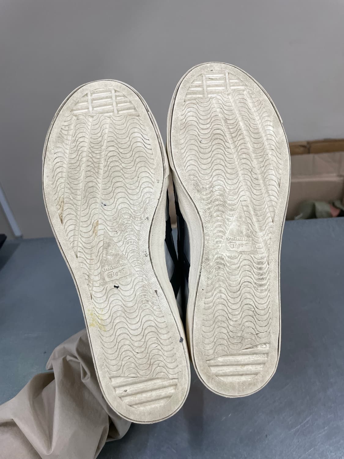 오니츠카타이거 파브레 BL-S 실버 260 상품이미지6