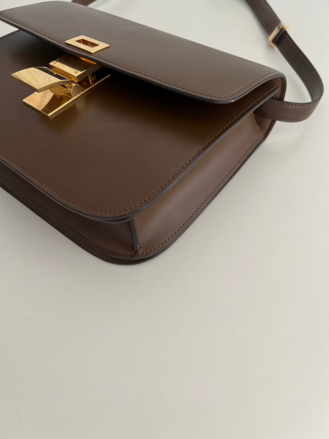 셀린느 클래식 박스 미듐 상품이미지4