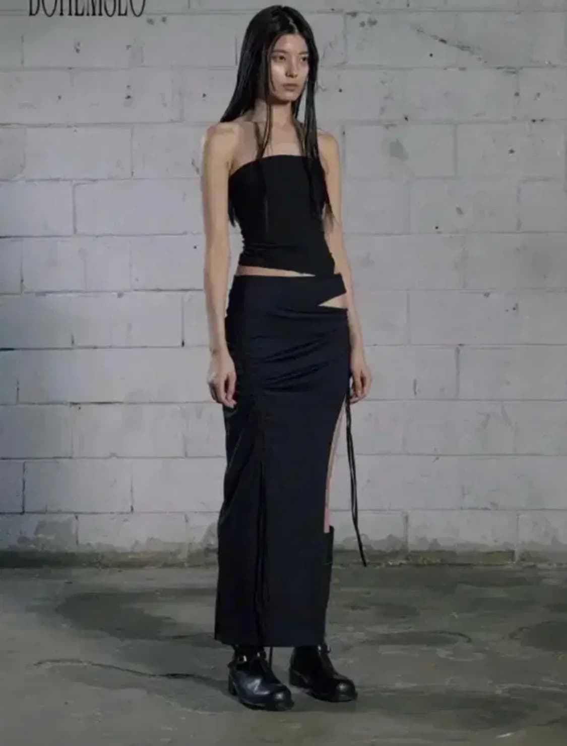 택O 새상품) 보헤미안서울 커브드 슬릿 스커트 S 상품이미지3