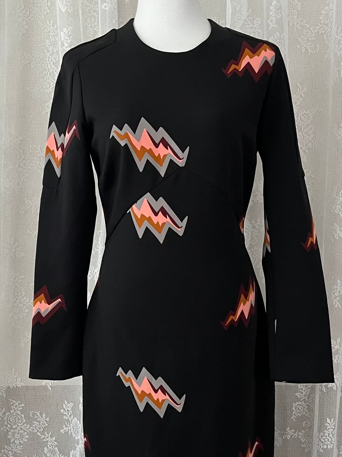 S) 빔바이롤라 번개프린트 원피스 블랙 상품이미지3