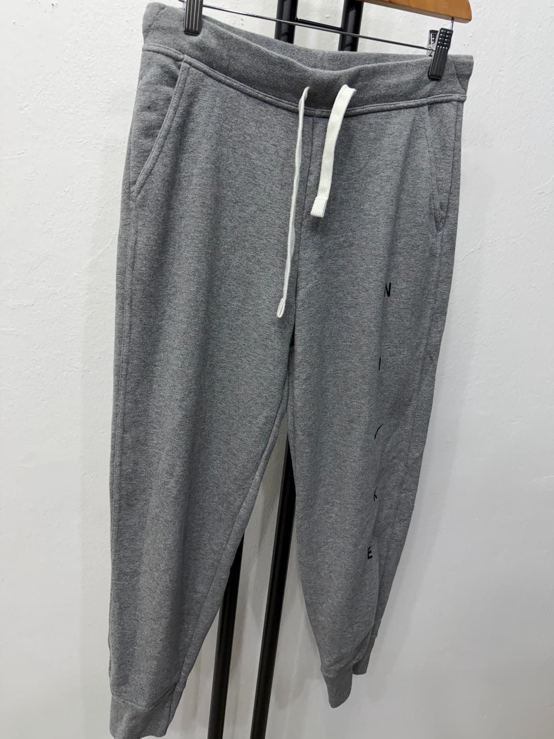 정품) 나이키 여성 드라이핏 조거팬츠 M 상품이미지2