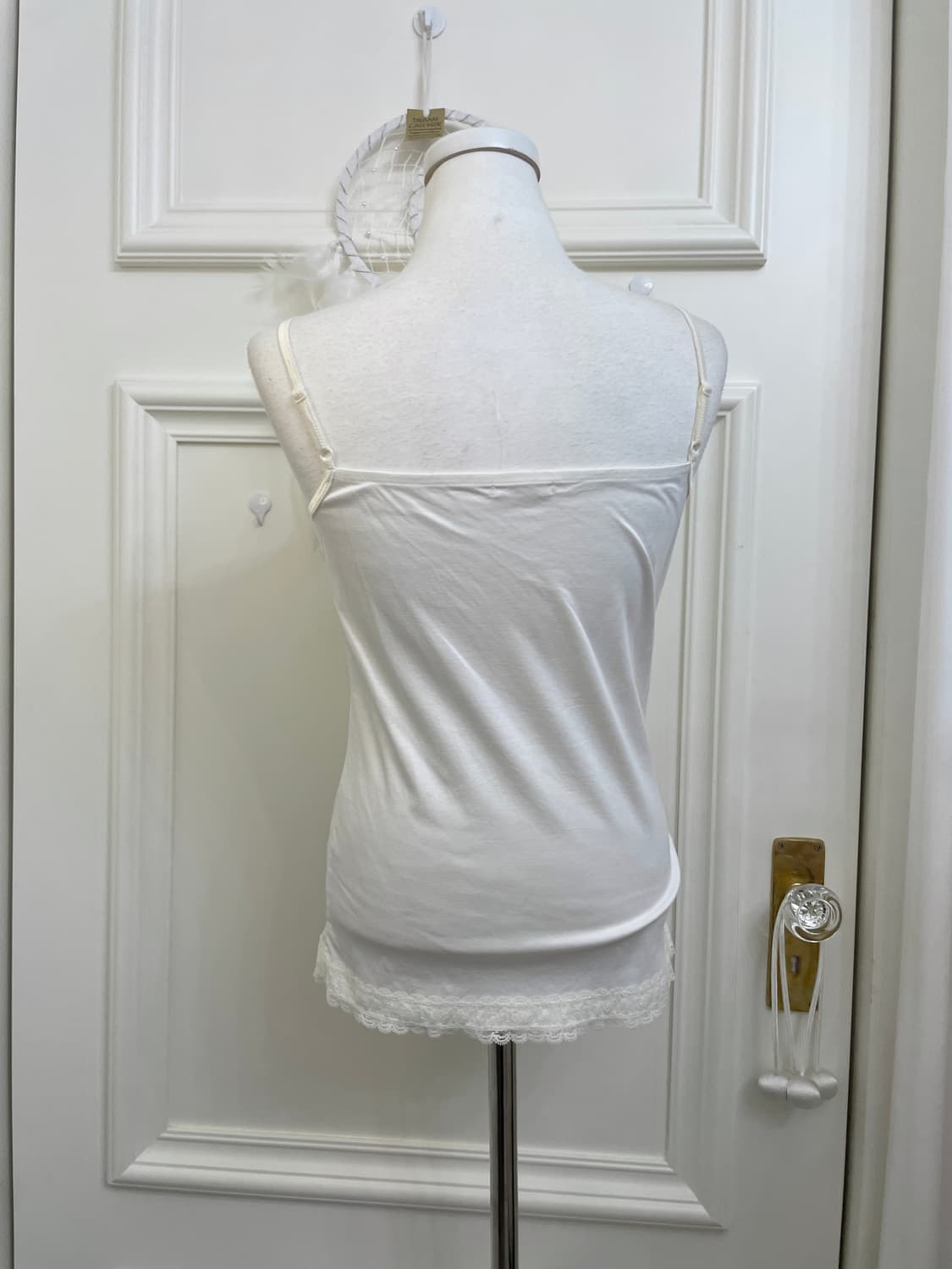 indipink ruffle v-neck top&ivory lace sl 상품이미지9