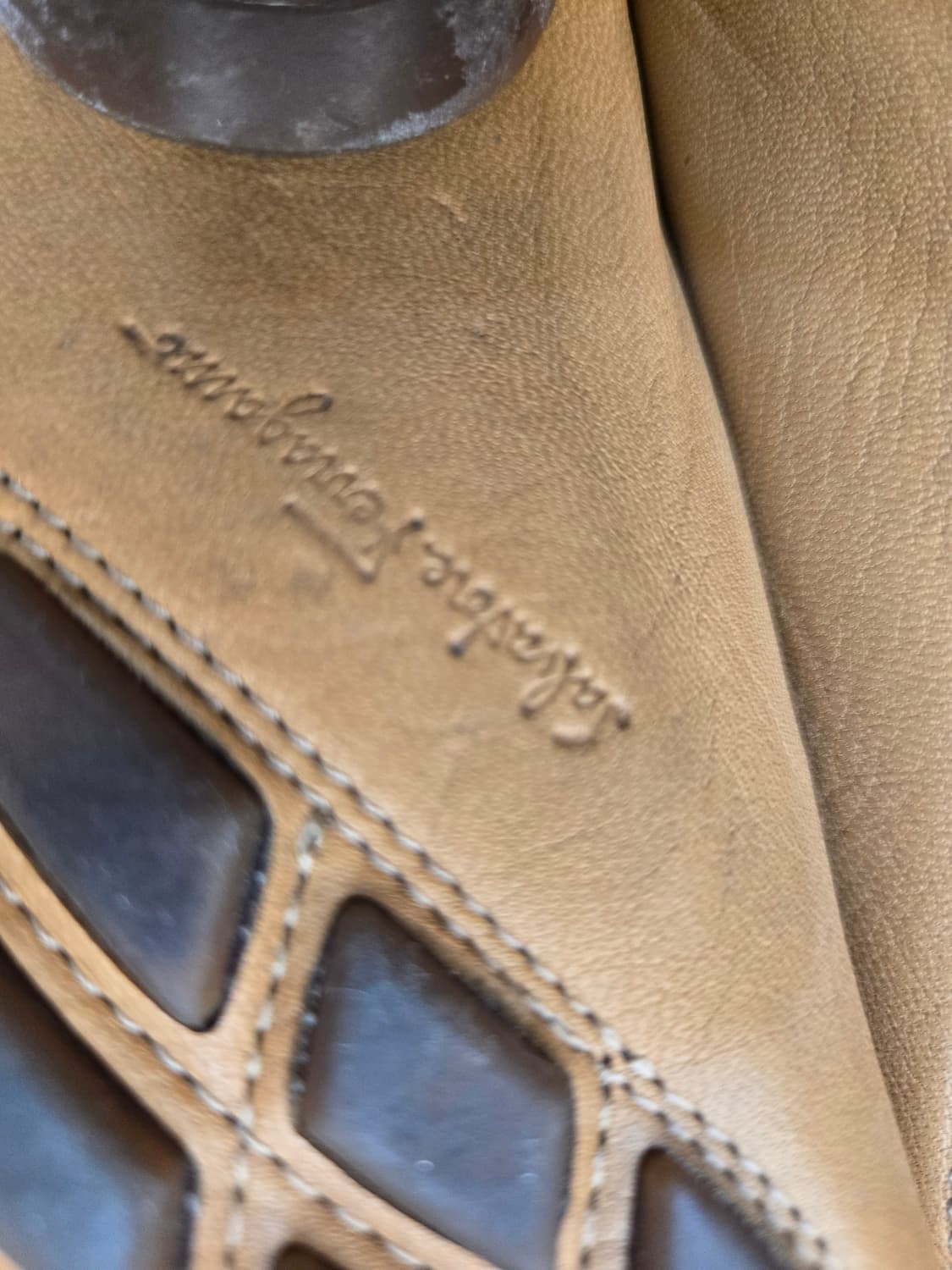 페라가모 간치니 로퍼 TAN 여성용 상품이미지7