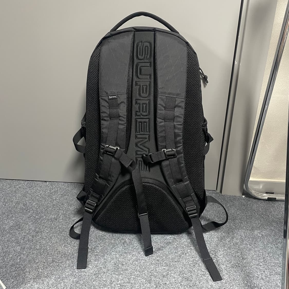슈프림 23fw 백팩 상품이미지3