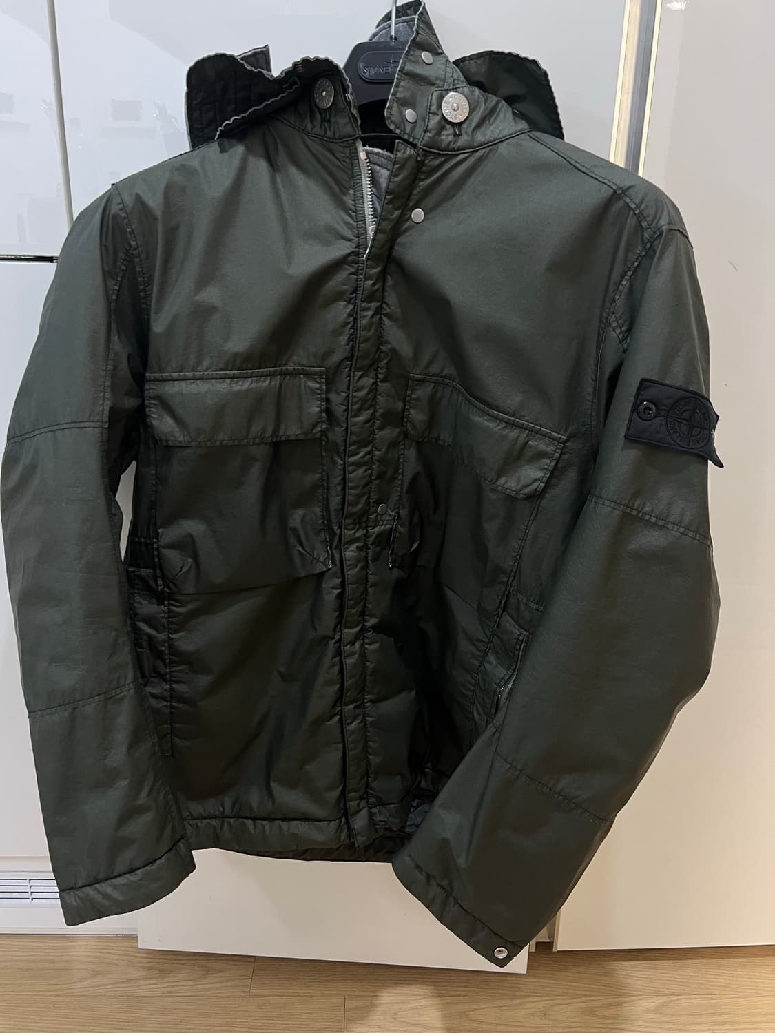 스톤아일랜드 쉐도우 나일론카키점퍼 100-105 (새상품급,한정판) 상품이미지1