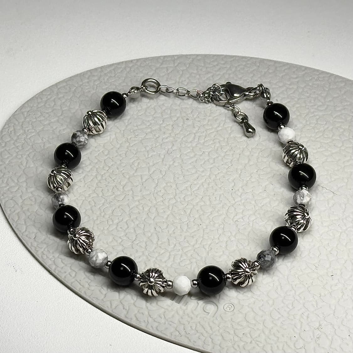 (핸드메이드) 오닉스 크롬 십자가 하울라이트 천연 원석팔찌 상품이미지3