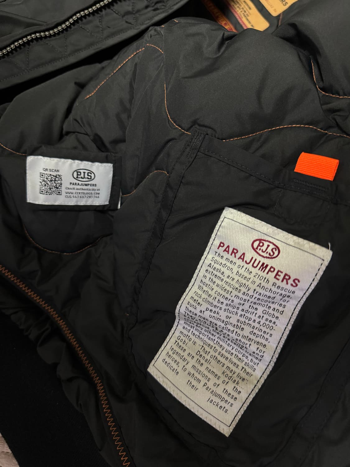 [새상품급] 20FW 파라점퍼스 고비 마스터피스 블랙 M 상품이미지4