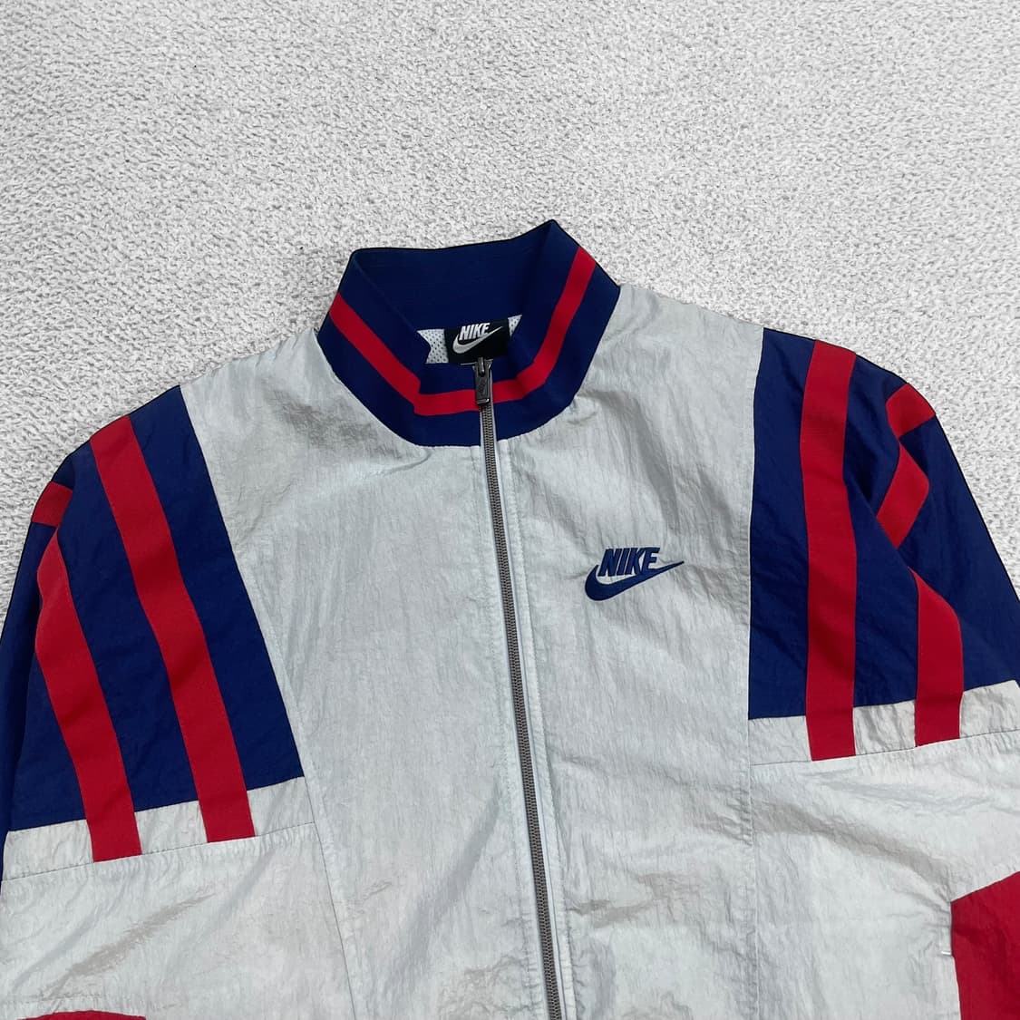 나이키 리이슈 우븐 바람막이 자켓 상품이미지2