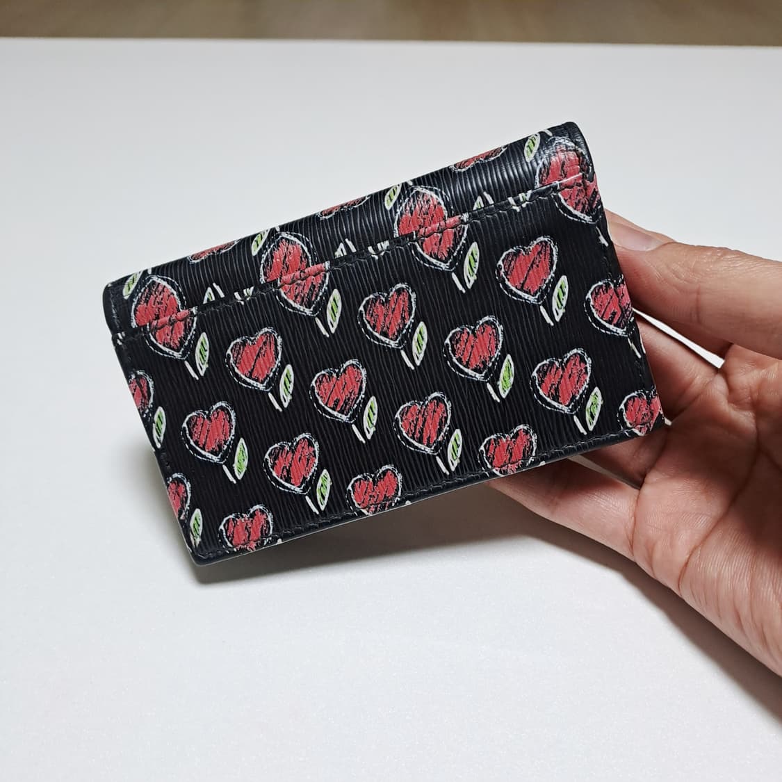 [100%/정품] 프라다 사피아노 하트 패턴 카드지갑, 프라다지갑 상품이미지4