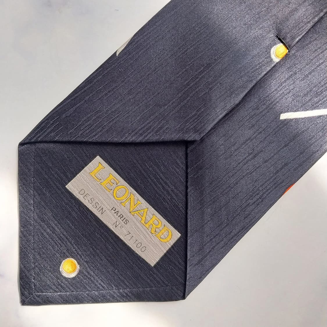 LEONARD 레오나드 넥타이 네이비 플라워 패턴 A+등급 K2481
 상품이미지7