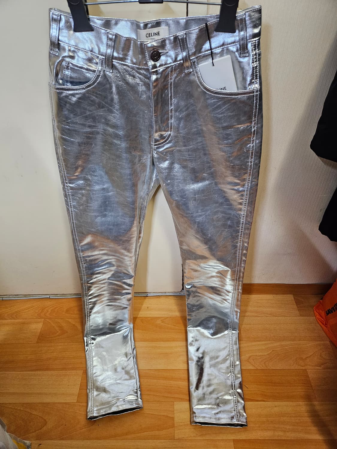 26) 셀린느 CELINE 메탈릭 실버 스키니 스트레치 데님 팬츠 상품이미지1