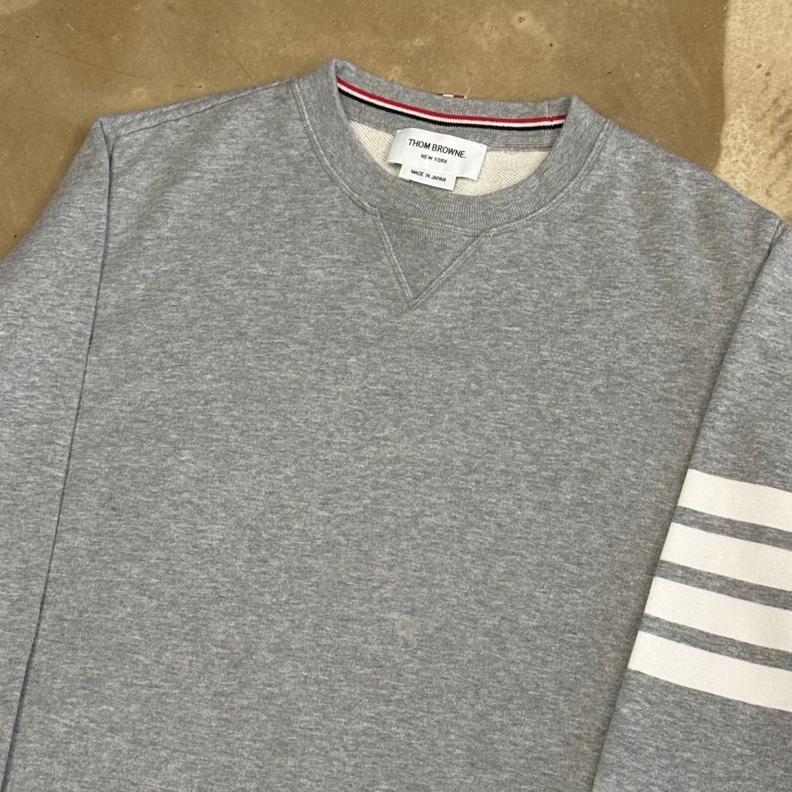 2 톰브라운 그레이 코튼 맨투맨 상품이미지1