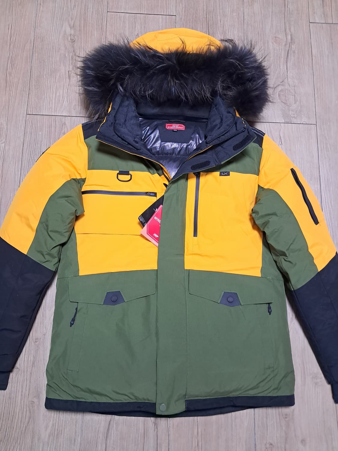 고어윈드스토퍼 패딩 100 새상품 상품이미지3