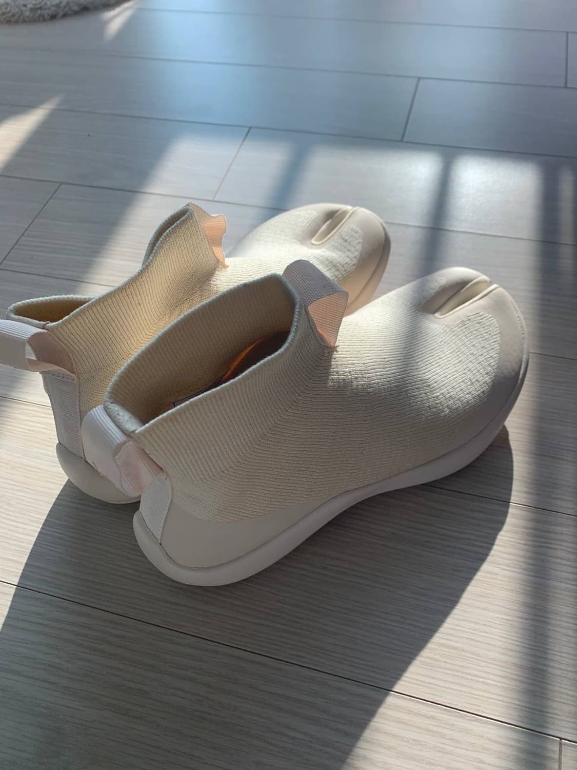 (새상품) 타비 Tabi 230 화이트 신발 상품이미지2