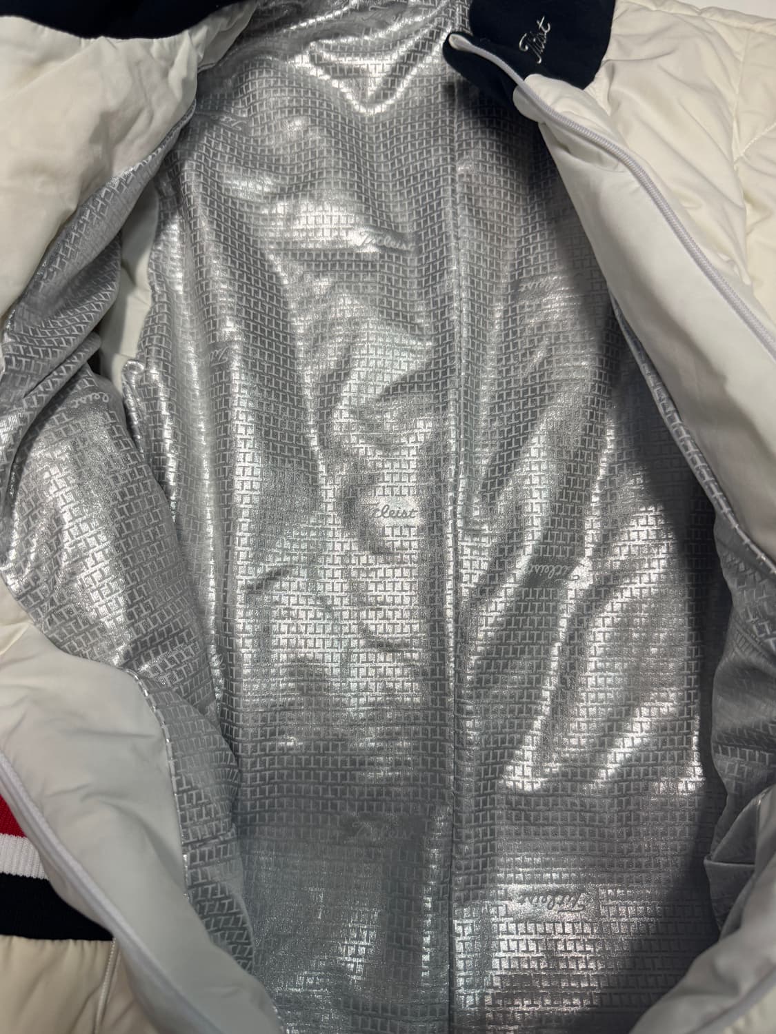 여성 타이틀리스트 커스텀 리메이크 패딩 조끼 상품이미지5