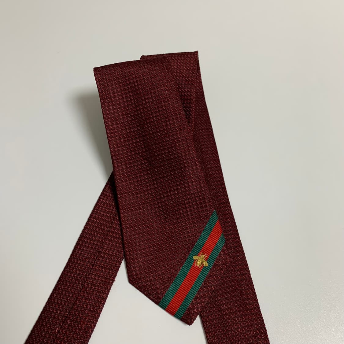 구찌 시그니처 웹 스트라이프 골드 벌 명품넥타이 신형라벨 최상급 상품이미지8