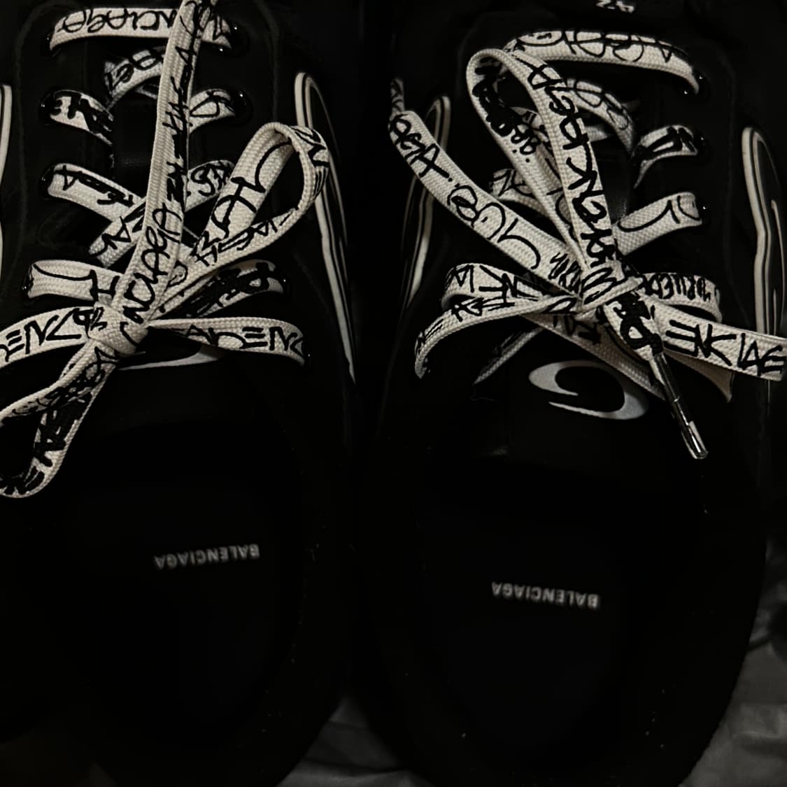 발렌시아가 햄튼스 더티블랙 상품이미지4