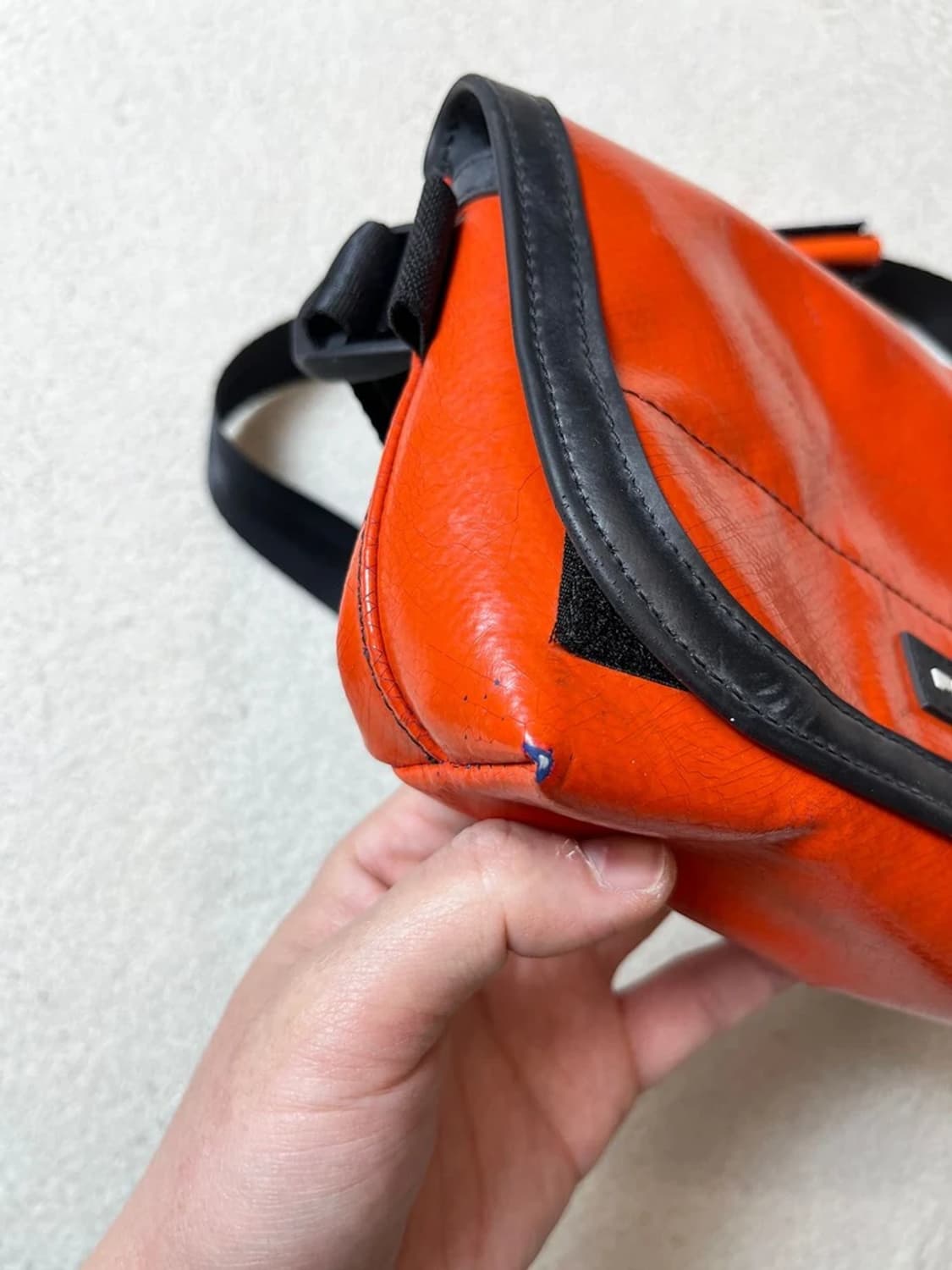 프라이탁 F41 하와이파이브오 미니 크로스 백 Q1262 상품이미지4