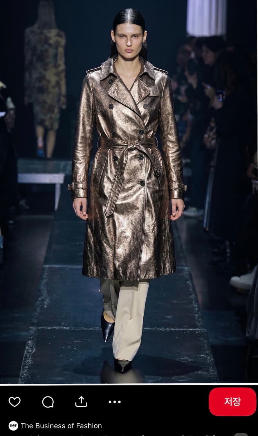 IT40/ 버버리 램스킨 메탈릭 트렌치코트 상품이미지1