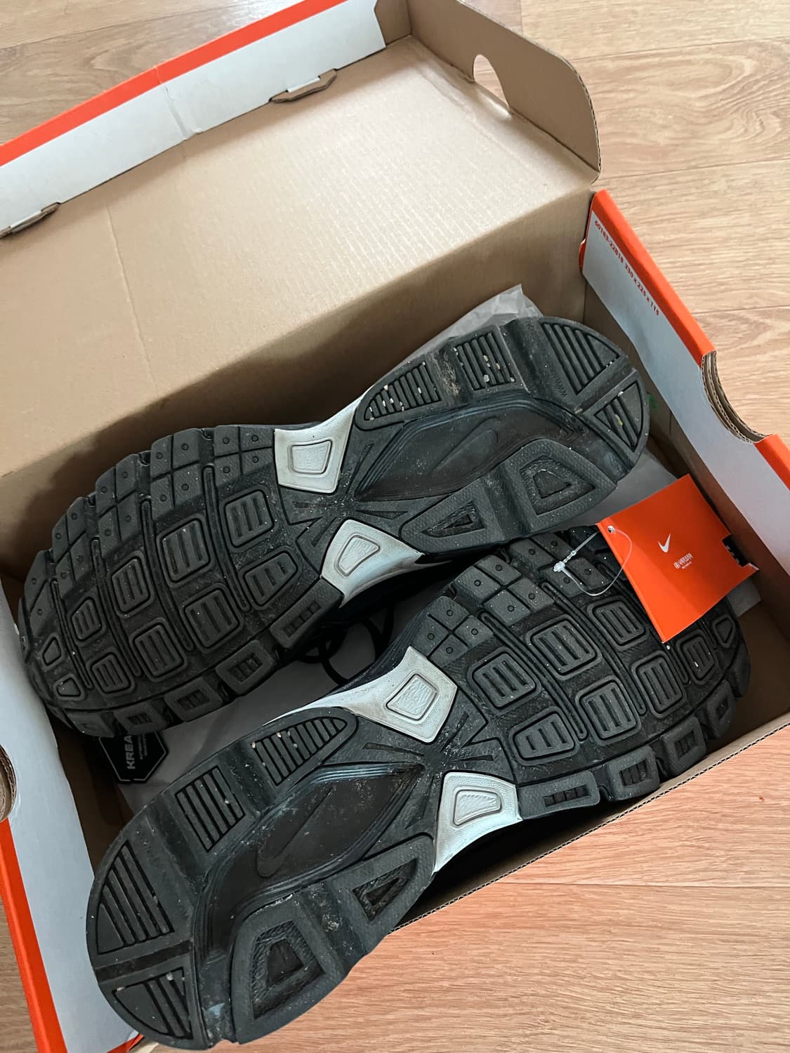 [270]나이키 이니시에이터 블랙 메탈릭 실버 상품이미지5