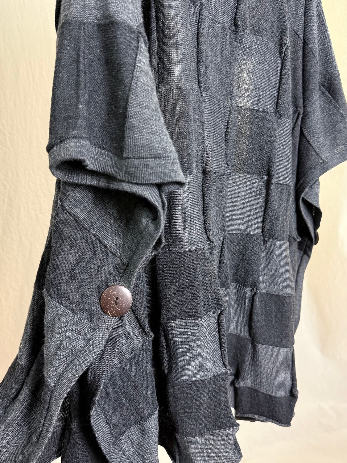 Koibito Misaki 루즈핏 니트 케이프 상품이미지8