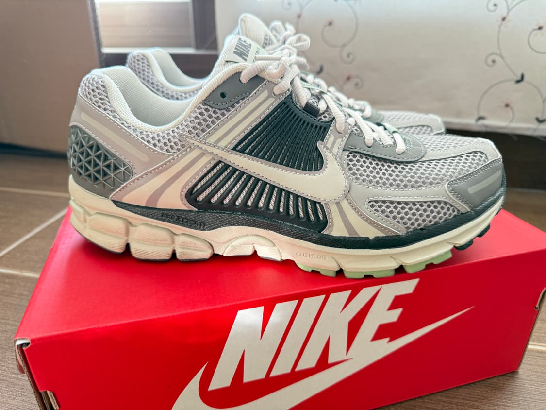 나이키 줌보메로5 코블스톤 w290(m285) 상품이미지4