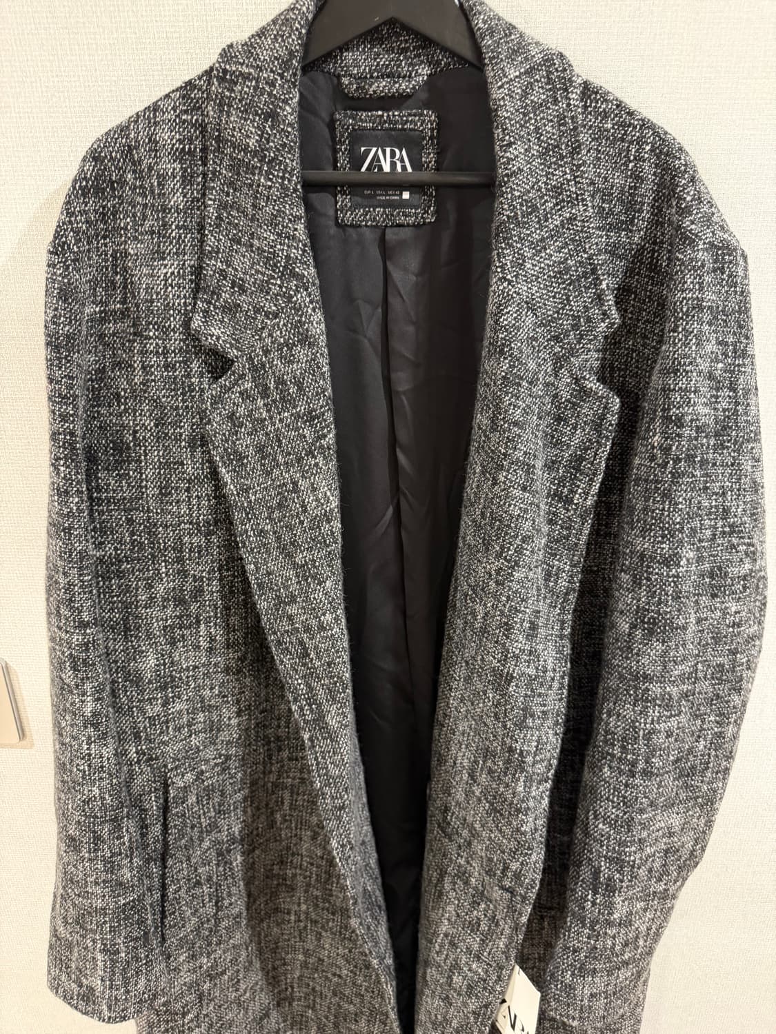 자라 릴렉스드 핏 텍스쳐드 코트 그레이스 상품이미지3