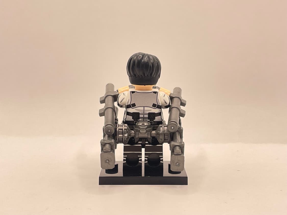 진격의 거인 피규어 리바이 아커만(배송비 포함 가격) 상품이미지3