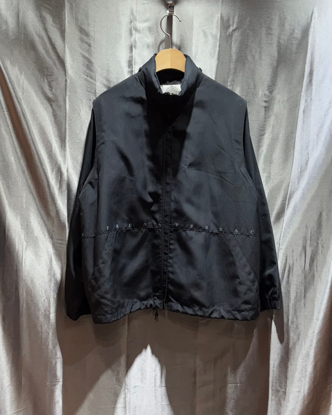 S 베르사체 펄 스펠링 라인 나일론 자켓 상품이미지2