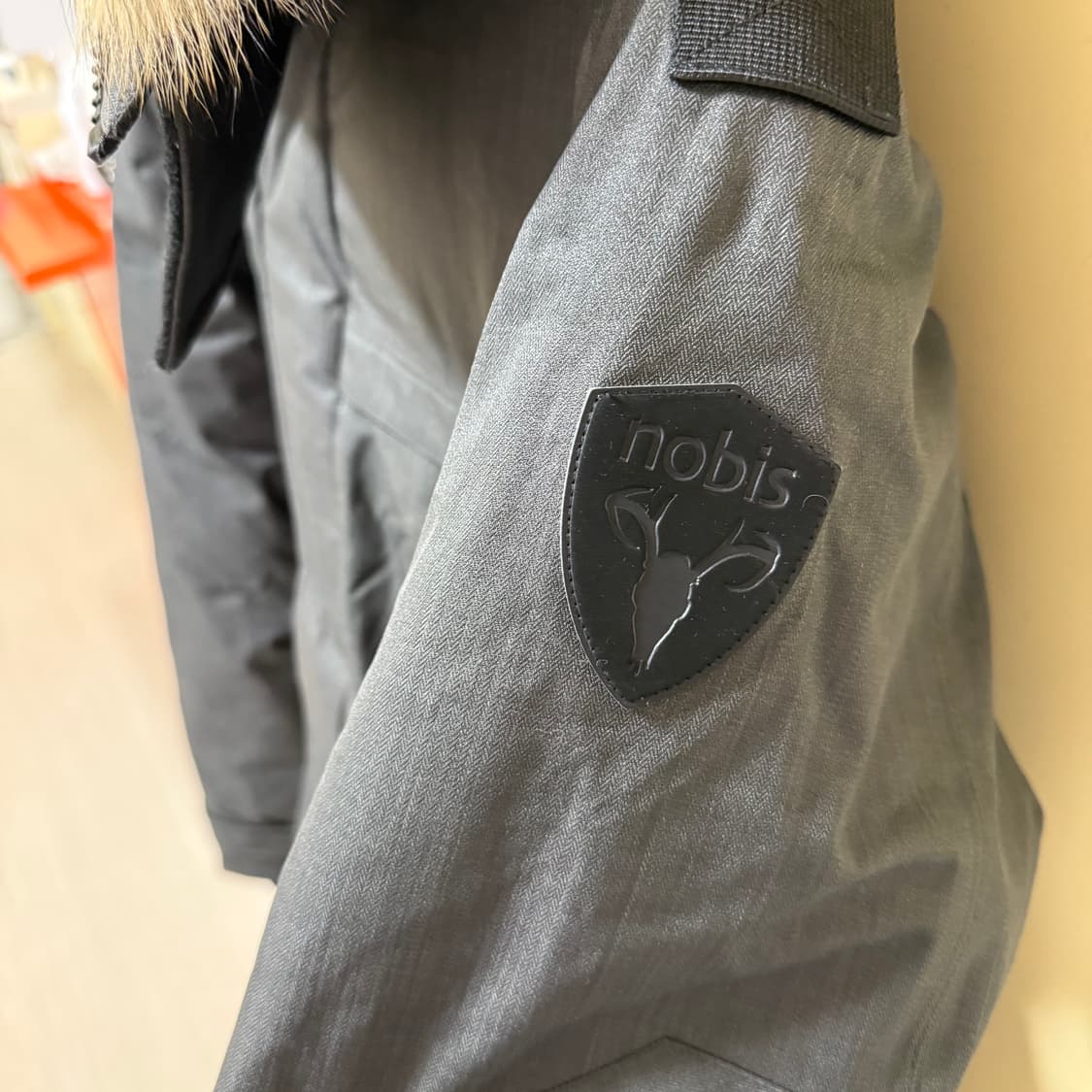 노비스 야테시 다운패딩 스틸 그레이 롱패딩 상품이미지3