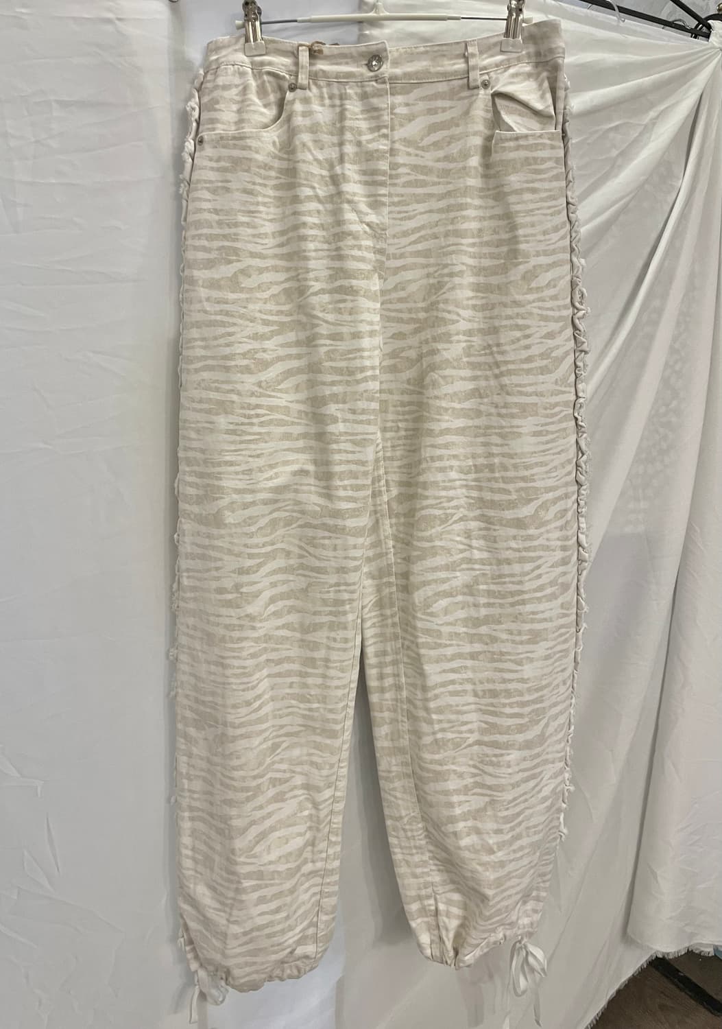 김미더영 프릴 조거팬츠 (지브라패턴) 상품이미지1