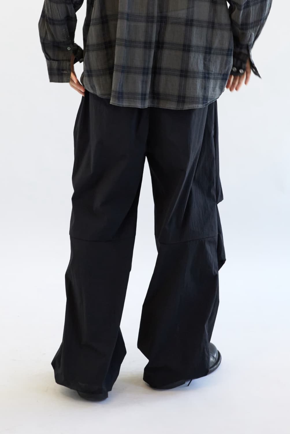 해칭룸 스노우 오버 팬츠 블랙 3 상품이미지2