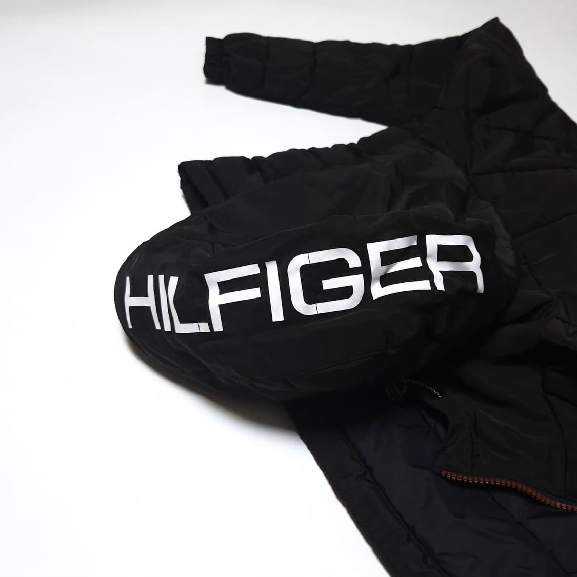 타미힐피거 플리스 후드 패딩 자켓 블랙 상품이미지4