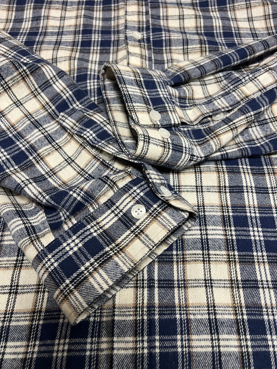 LE A 네이비 체크 오버핏 셔츠 상품이미지6