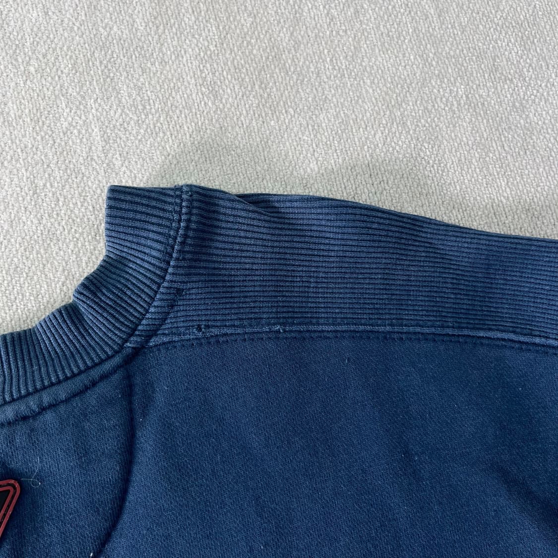 105 오클리 00s 아카이브 입체 프린팅 스웻셔츠 상품이미지9