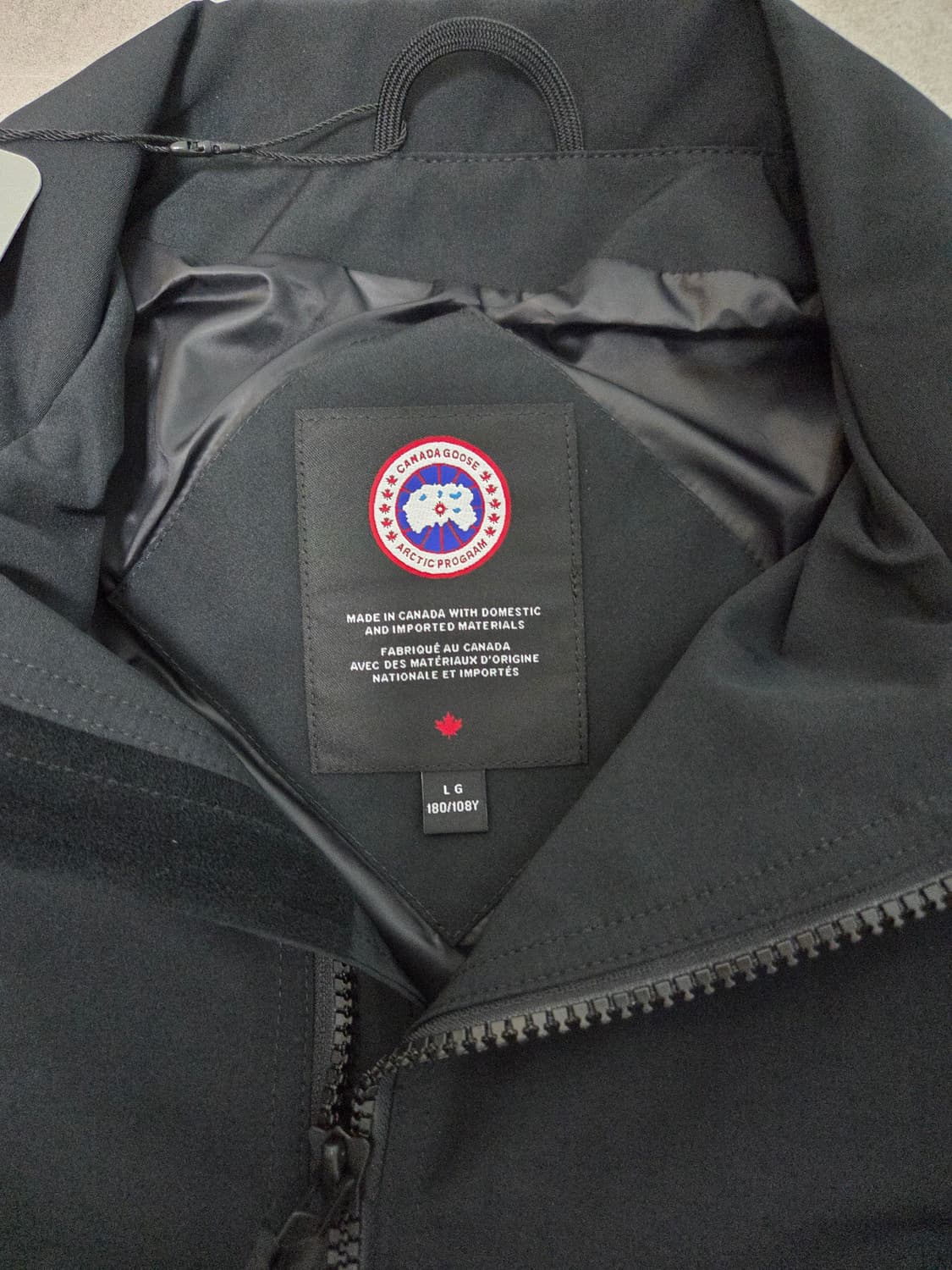 캐나다구스 남성 블랙 자켓 상품이미지2