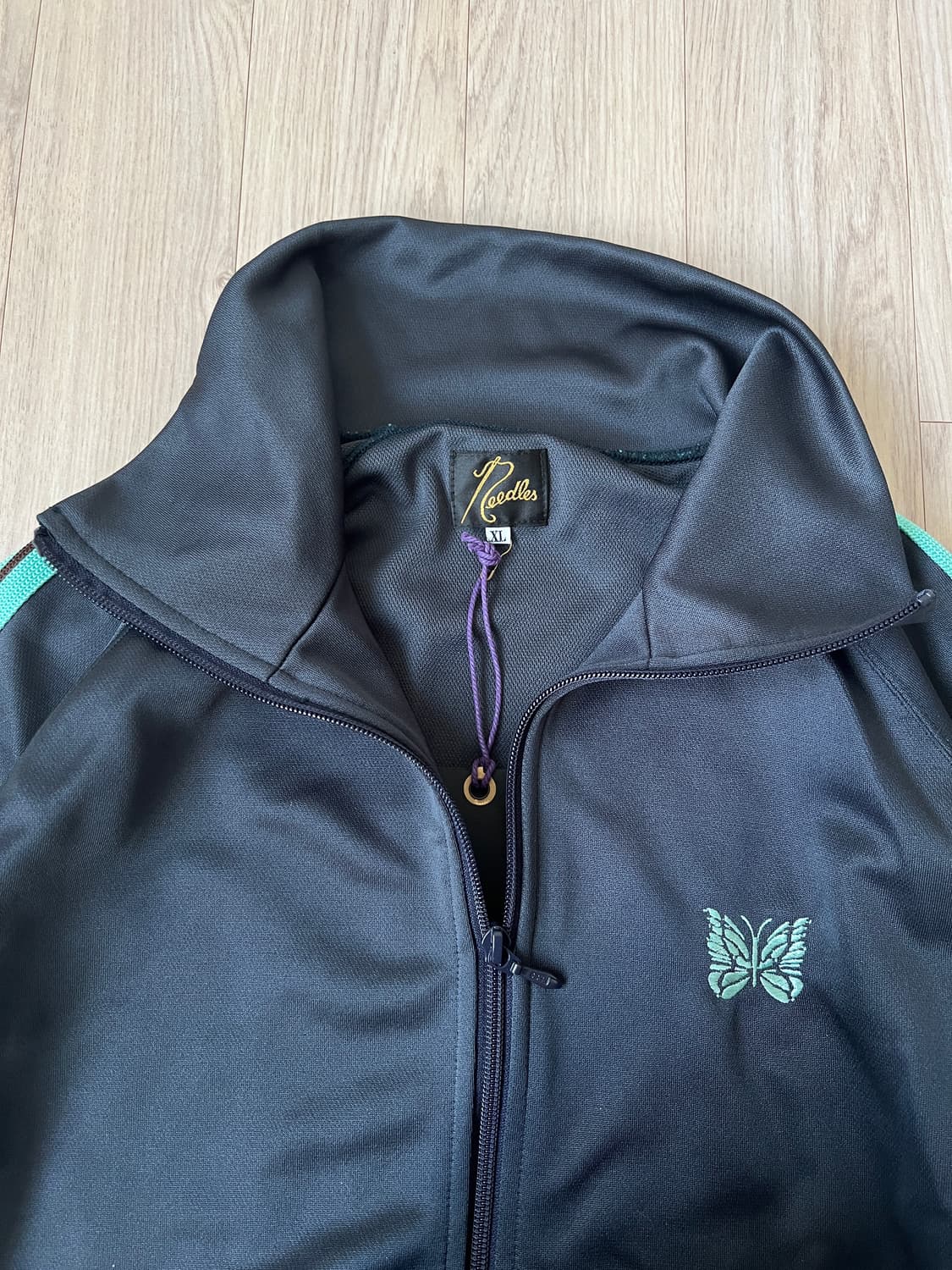 (새상품) 니들스 x 스튜디오어스 트랙 자켓 폴리 스무스 네이비 상품이미지4