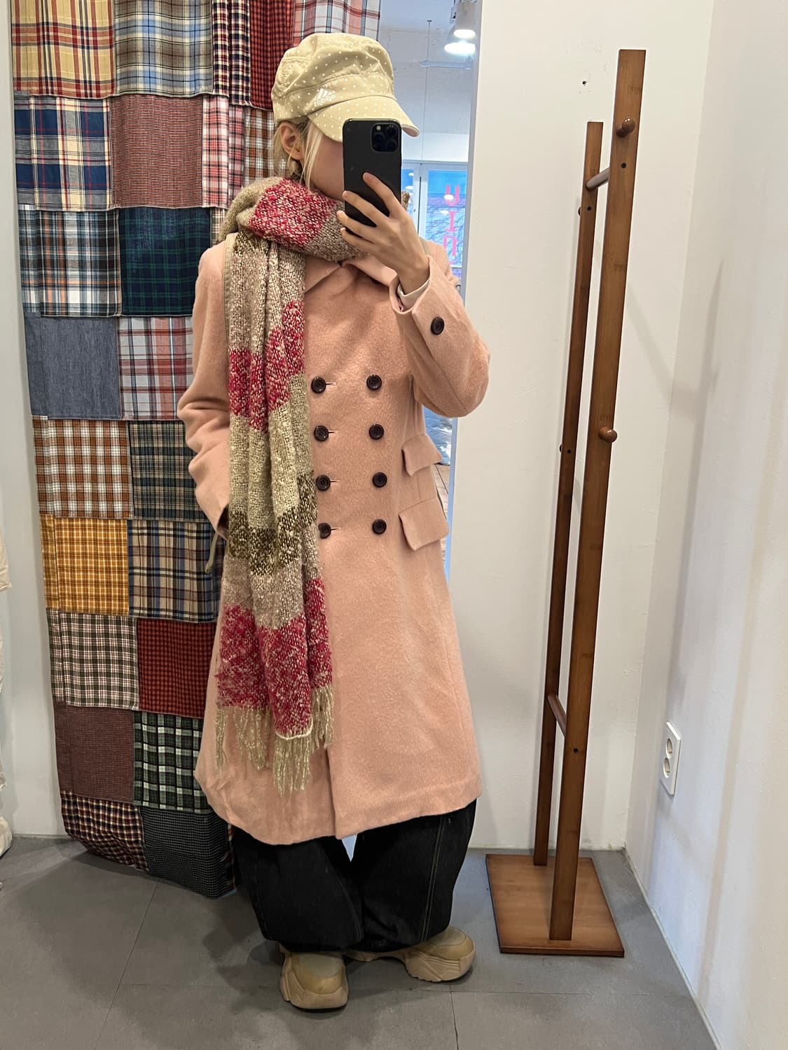 딸기우유 퍼 롱 코트 상품이미지2