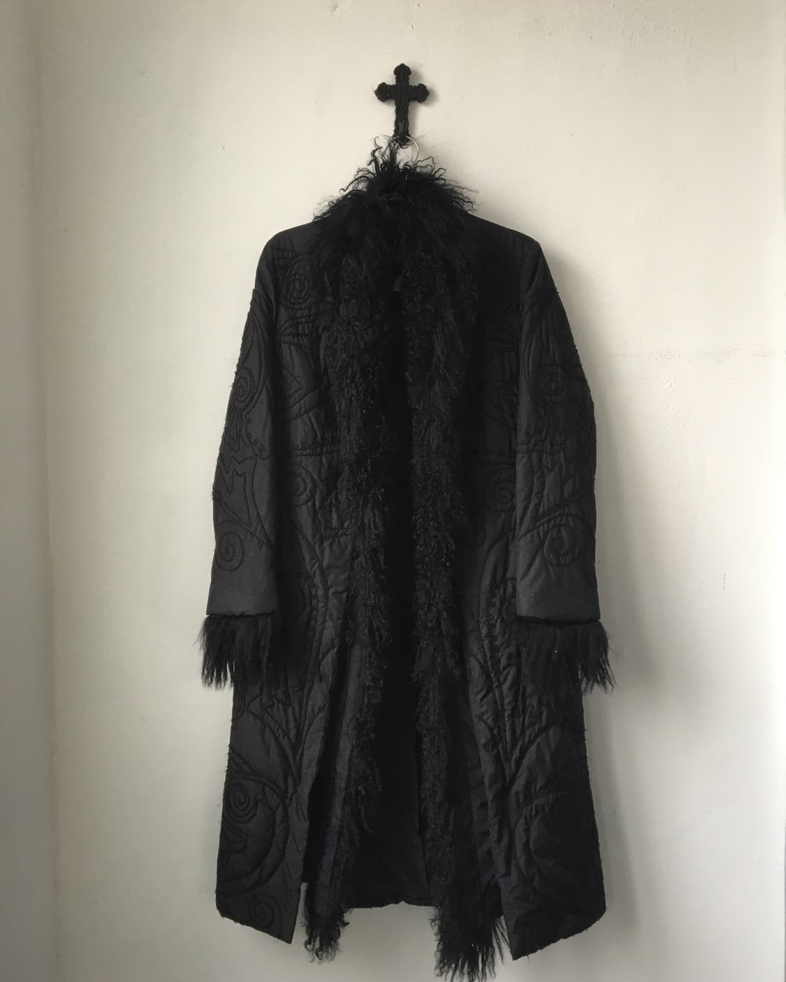 Tibet lamb fur trimming embroidery coat 상품이미지2