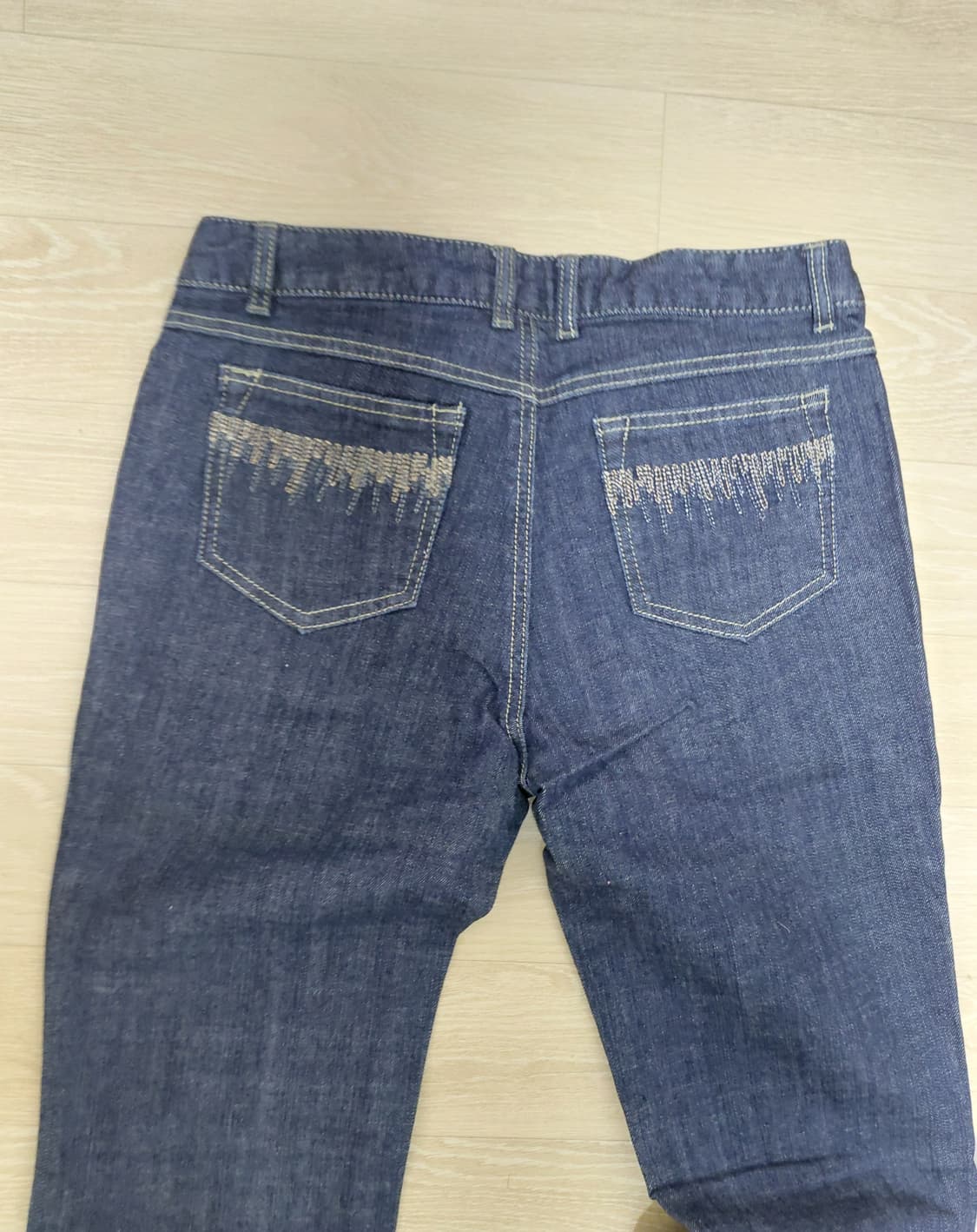 CUBUS 백스티치 스트레이트 인디고진 상품이미지4