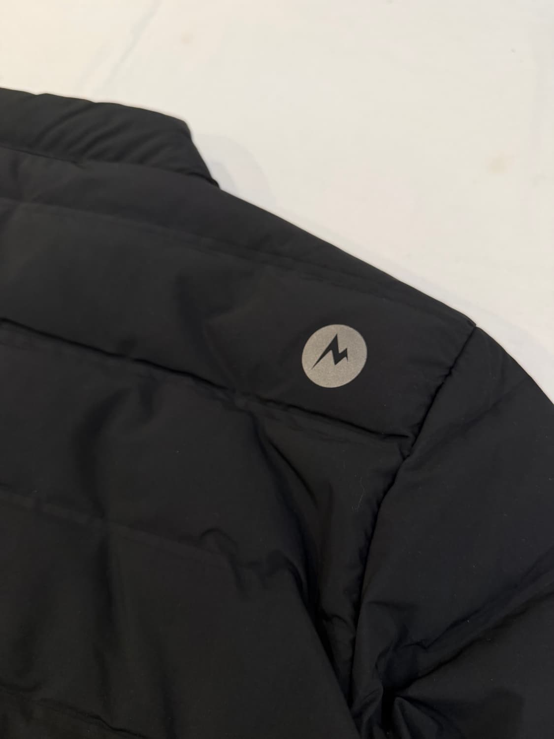 마모트 에이셉 라키 다운 경량패딩 블랙 상품이미지2