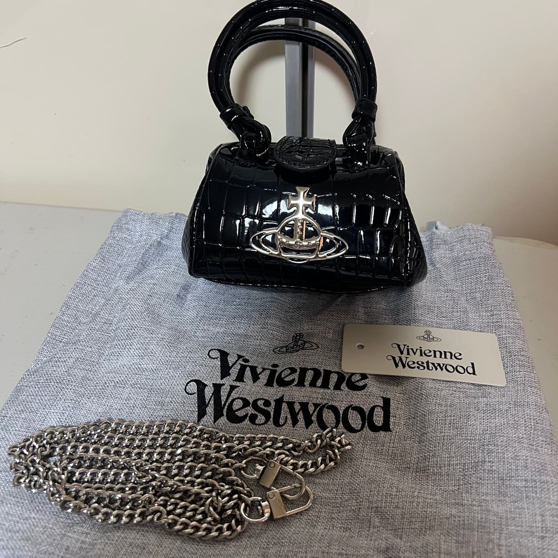 비비안웨스트우드 가방 베티 파발론 핸드백 상품이미지3