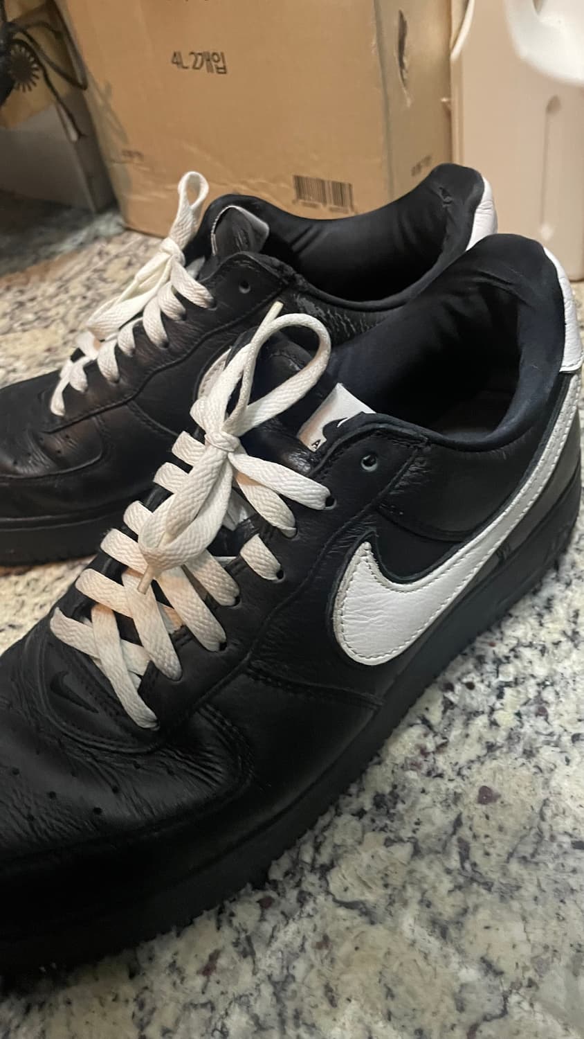 나이키 에어포스qs 검흰 290 상품이미지2