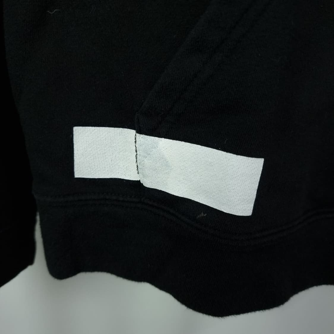 [오프화이트] 에로우 빅로고 오버핏 후드티 블랙 P01546 상품이미지10