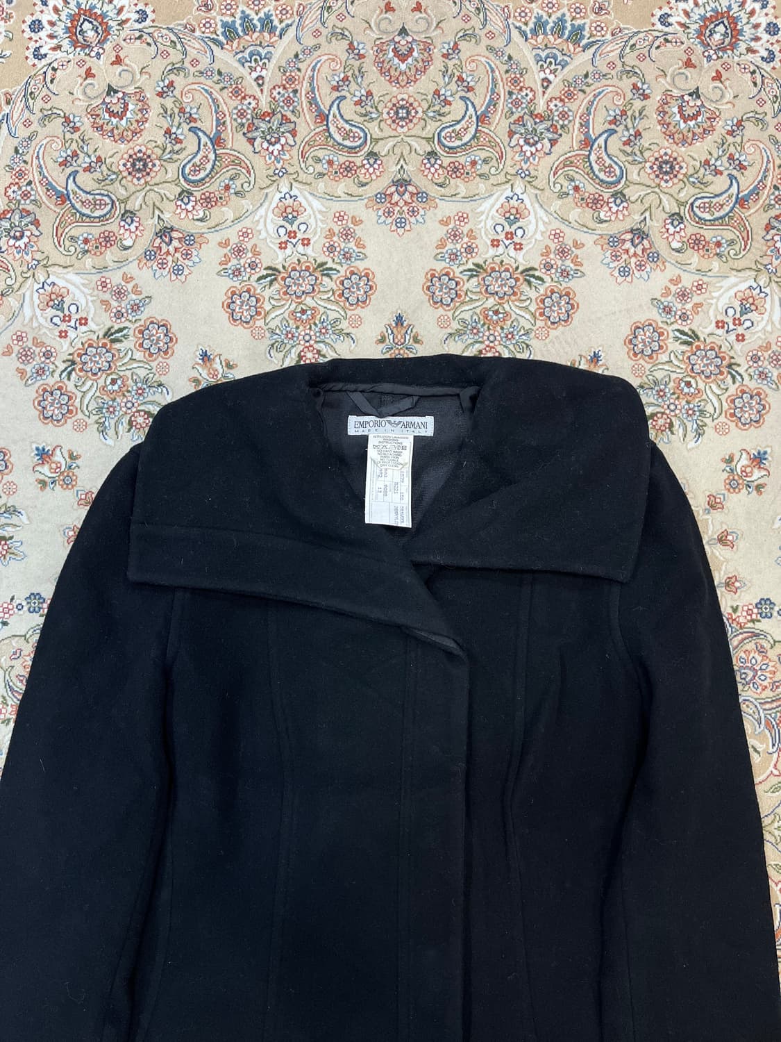 엠포리오 아르마니 하이넥 캐시미어 버튼 자켓 상품이미지4