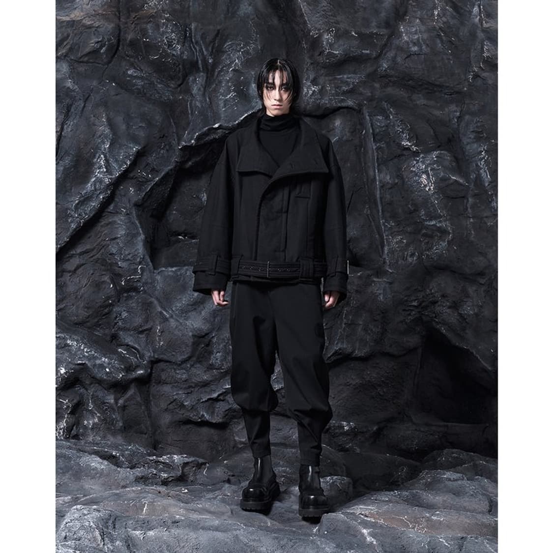 송지오옴므 컬렉션 하이넥 점퍼 팝니다 우영미 타임옴므 솔리드옴므 상품이미지1