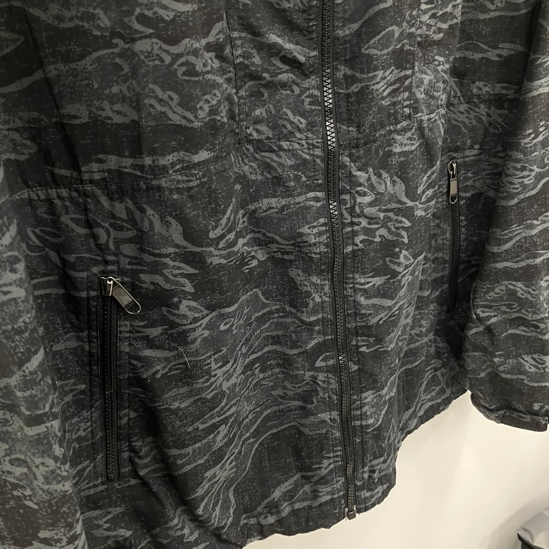 노스페이스 미드 로고 타이거 카모 윈드브레이커 자켓 L 상품이미지5