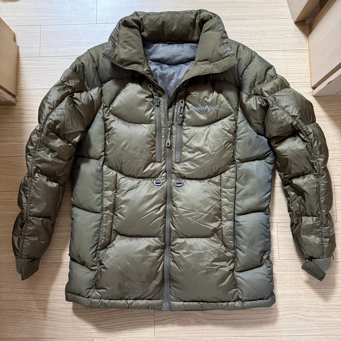 몽벨 패딩 상품이미지1