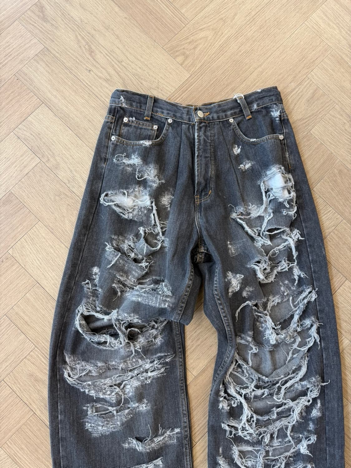 reworked black wash damage denim  상품이미지6