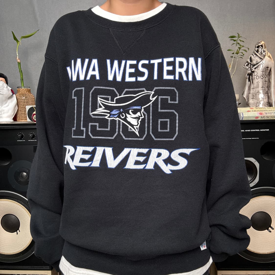 러셀 스웻셔츠 상품이미지1